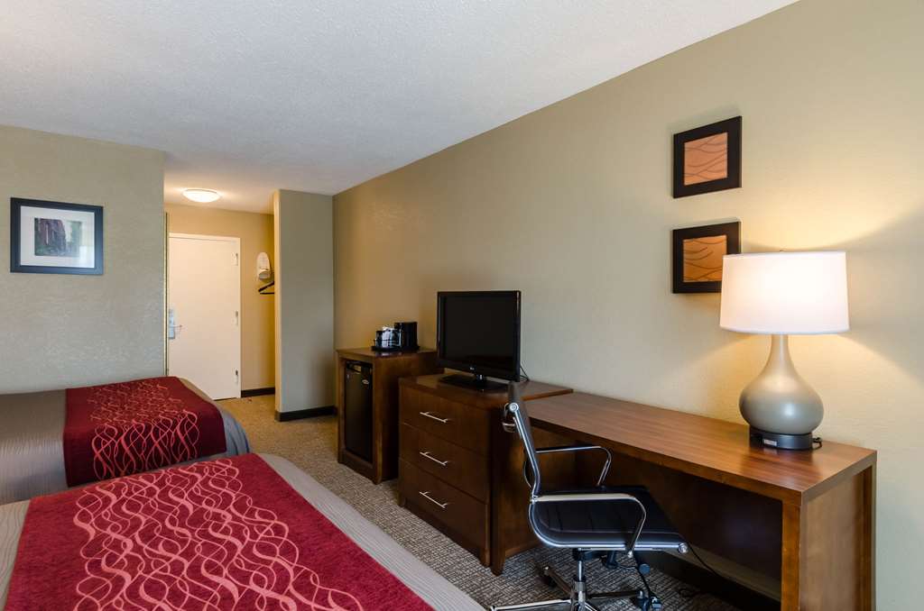 Comfort Inn Randolph Boston - photo 9