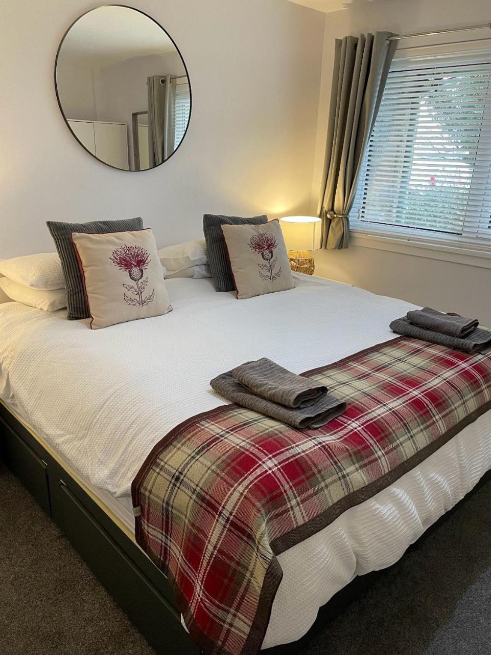 Kinneuchar Cottage by Elie Dog Friendly. — 4-Star Luxury Hotel in Leven, United Kingdom