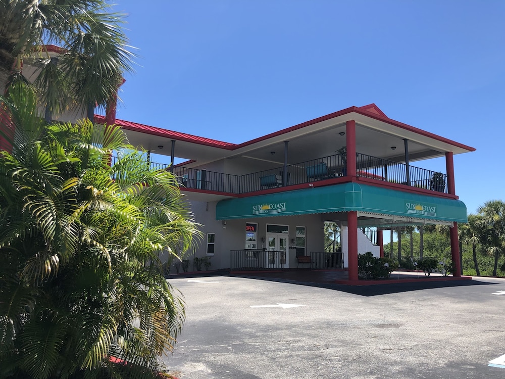 Sun Coast Inn - photo 33