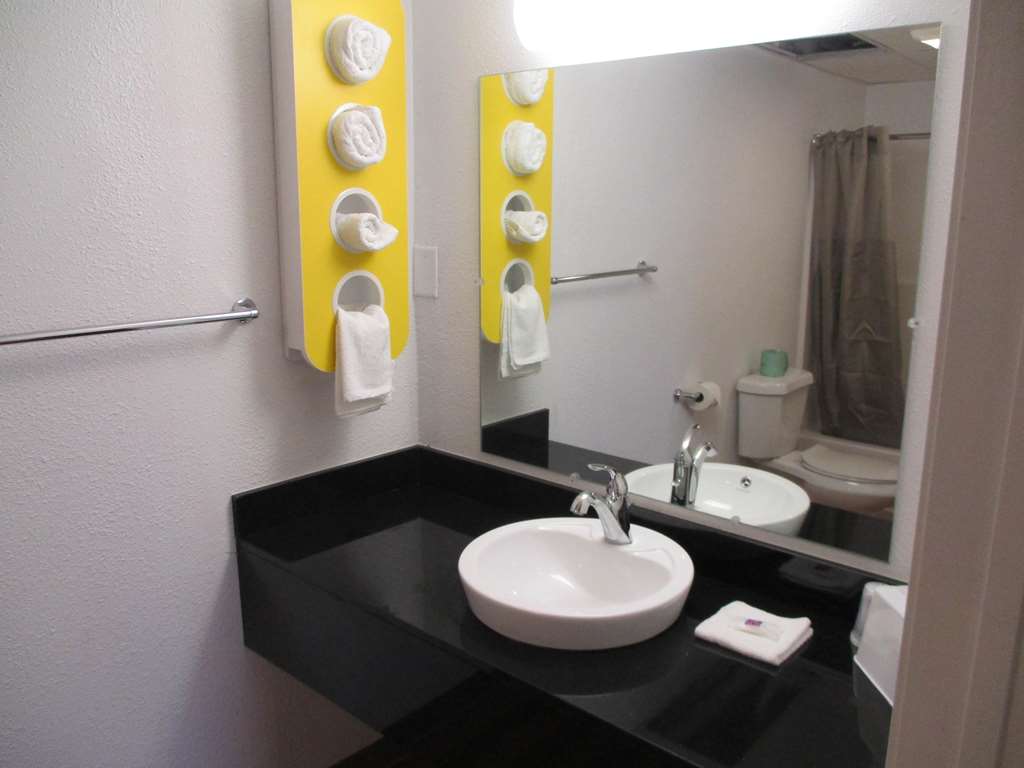 Motel 6 Chilhowie VA I 81 - photo 15