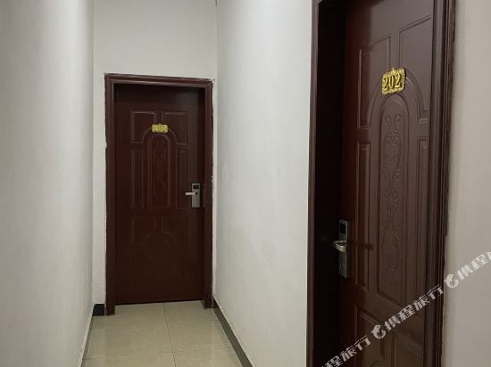 Juyuan Minju Inn in Zhenyuan Chengguanzhen, People's Republic of China