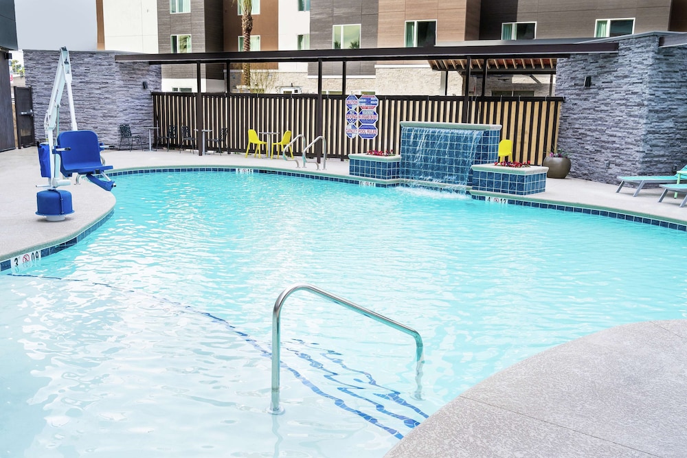 Home2 Suites by Hilton Las Vegas Stadium District - photo 25