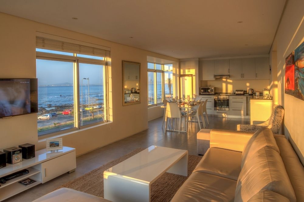 Mouille Point Sea Views — 4-Star Luxury Hotel in Cape Town, South Africa