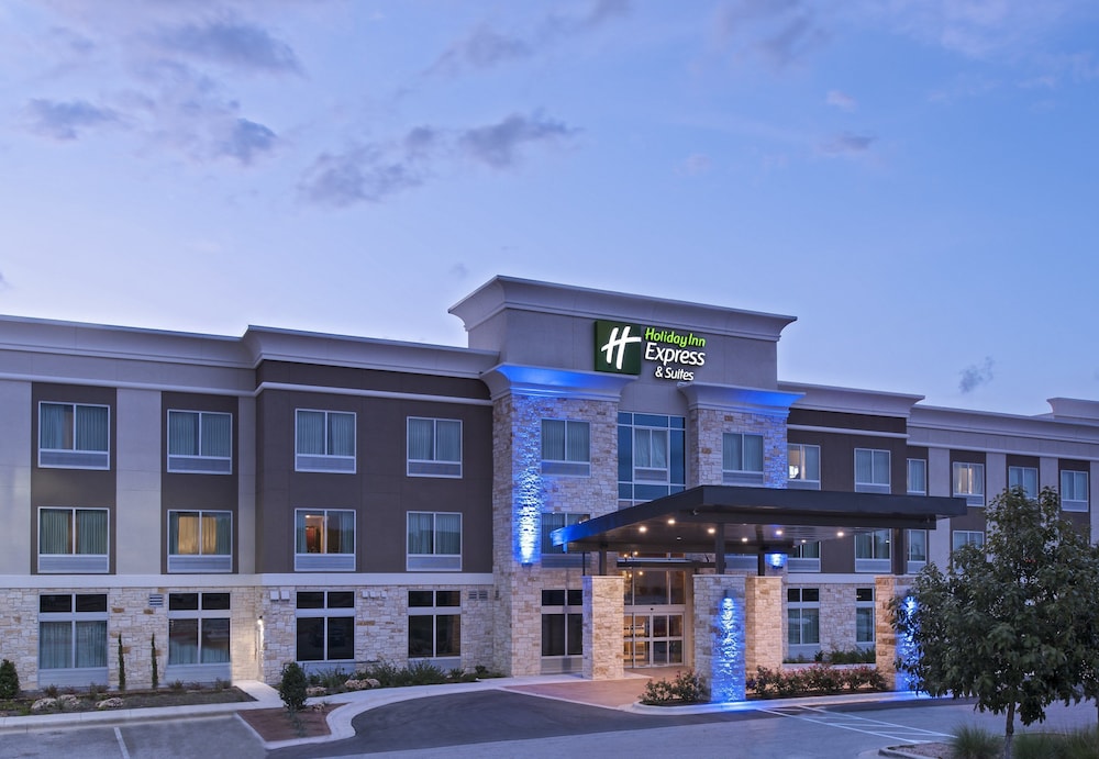 Holiday Inn Express & Suites Austin NW Four Points by IHG