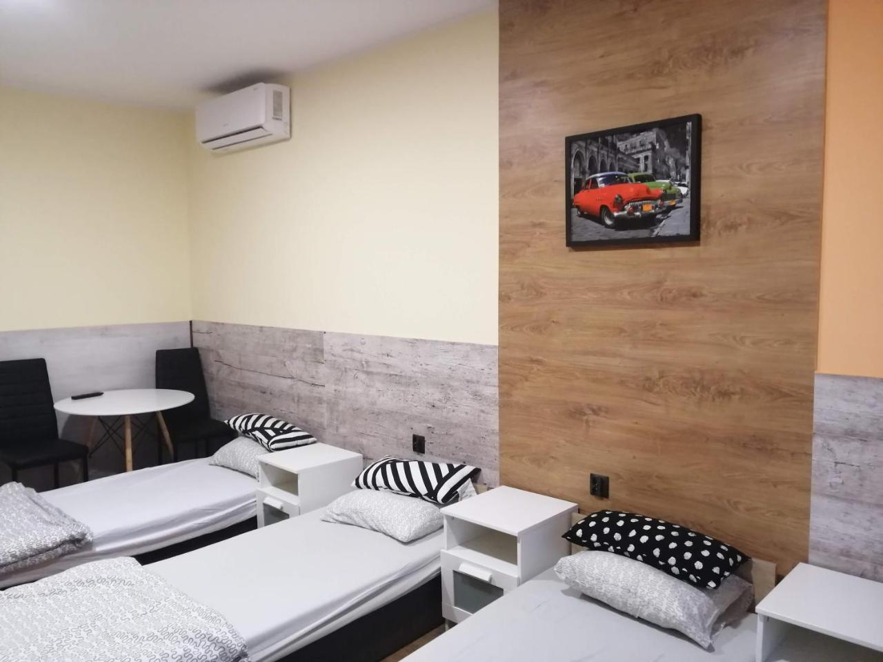 Eldom Noclegi Pracownicze Daleka 12 — hotel in Wagrowiec