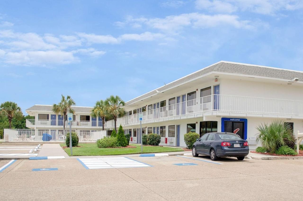 Motel 6 Gulfport - photo 2
