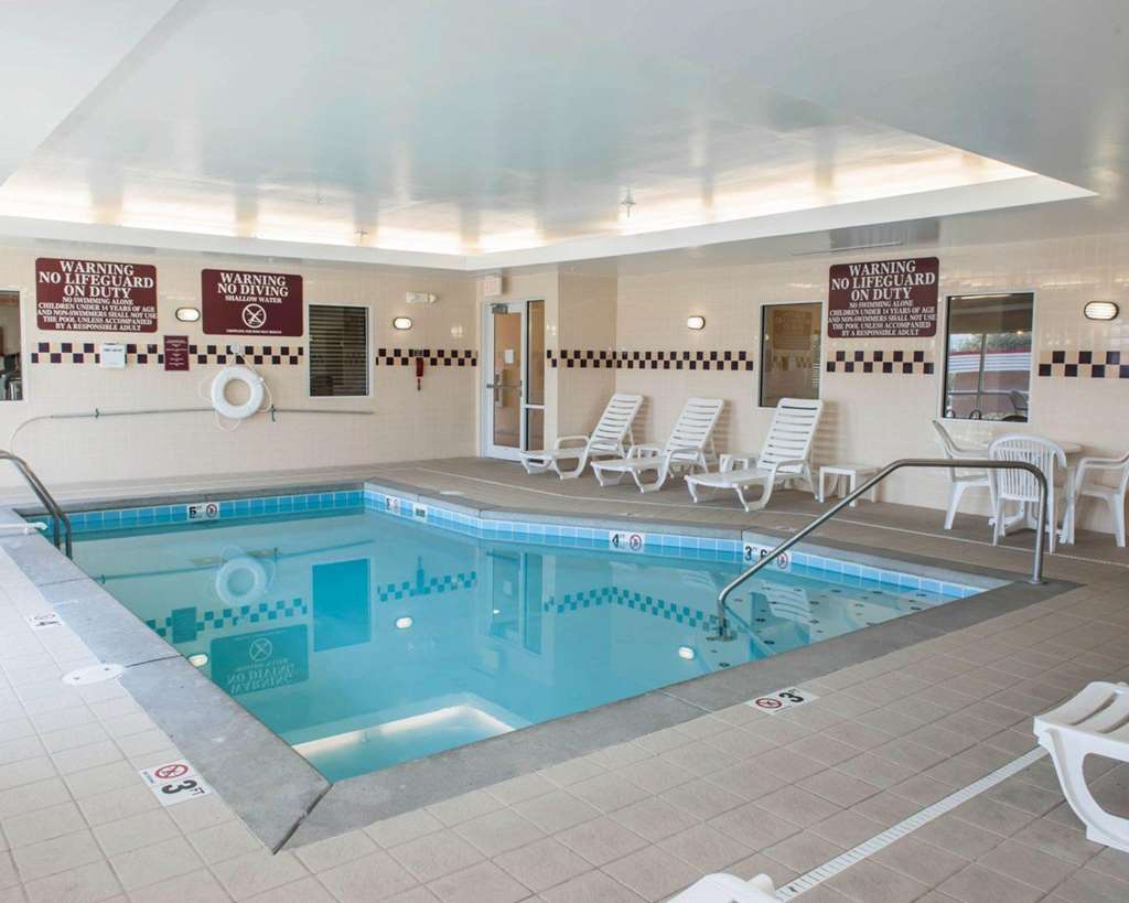 Comfort Suites Southport - photo 33