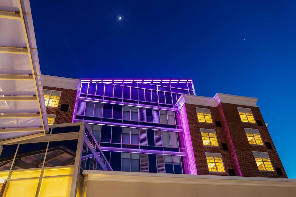 Hyatt Place Fredericksburg at Mary Washington - photo 40