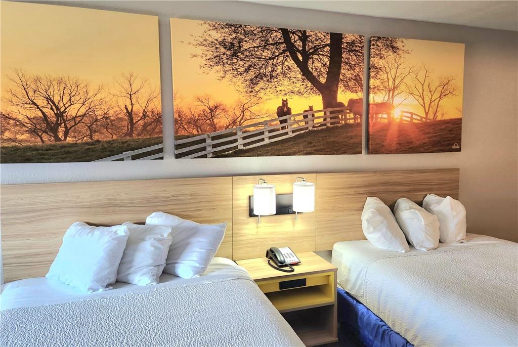Days Inn by Wyndham Houston - photo 13