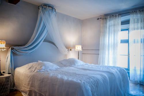 Sadje — 4-Star Luxury Hotel in Rust, Austria