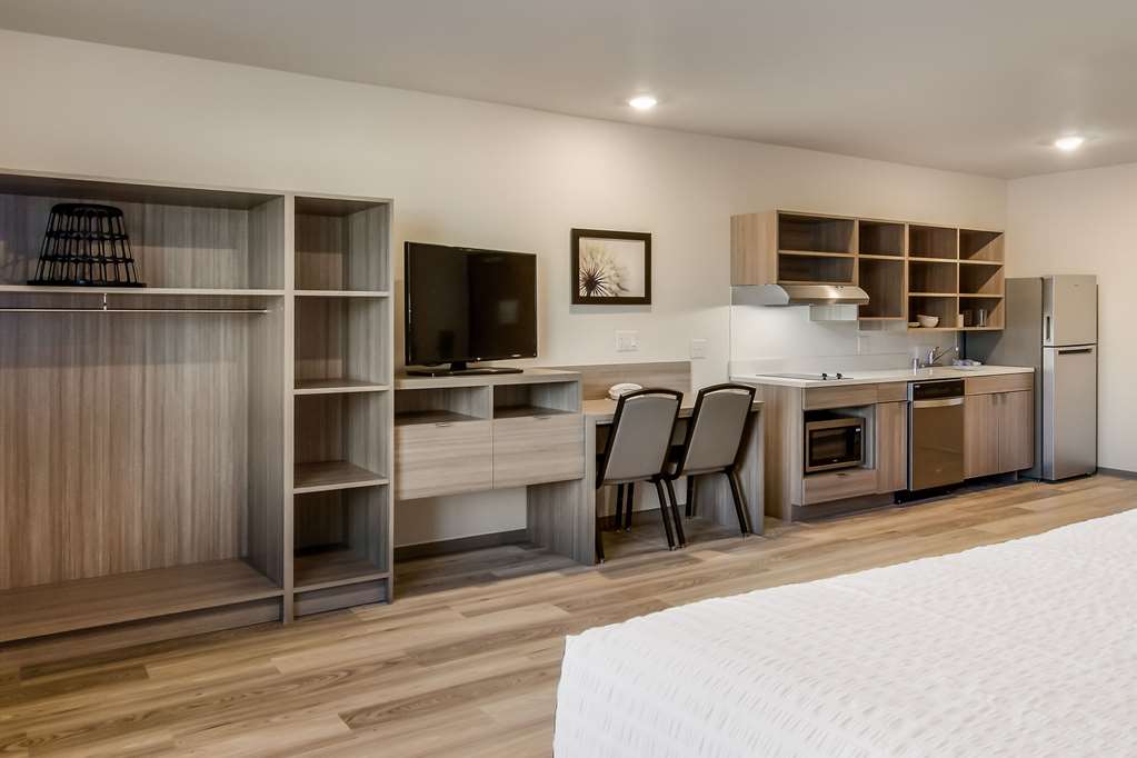 WoodSpring Suites Tacoma Lakewood - photo 9