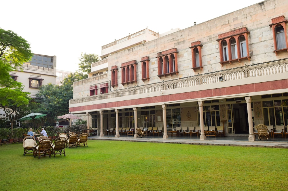 Arya Niwas - carbon neutral hotel in Jaipur