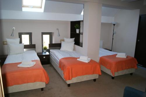 Aparthotel Kiełczówek — hotel in Borowa