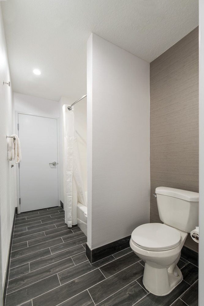 Hilton Garden Inn Las Colinas - photo 23