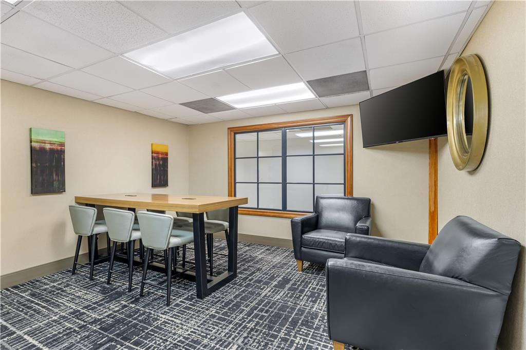 Best Western Plus York Hotel & Conference Center - photo 10
