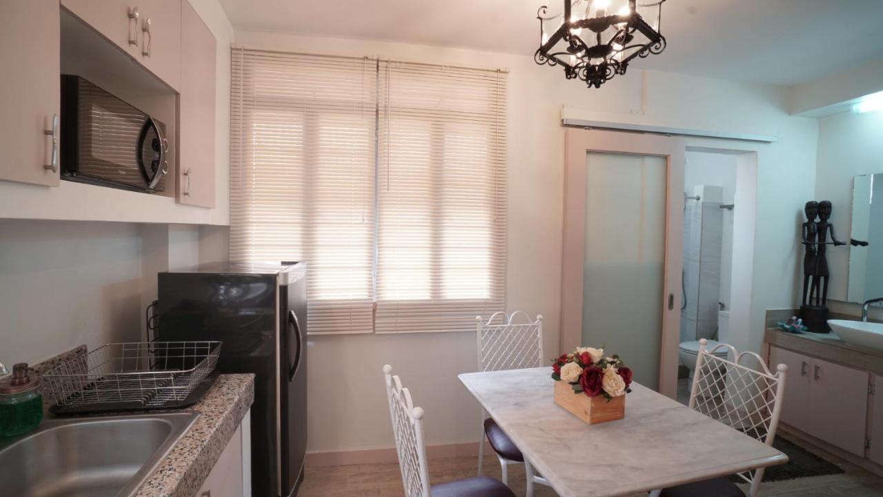 1775 Adriatico Suites