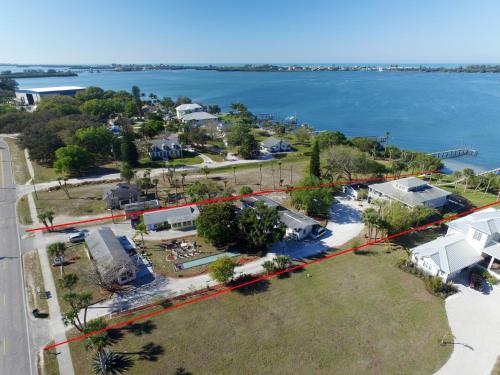 Englewood Lighthouse Resort — Englewood