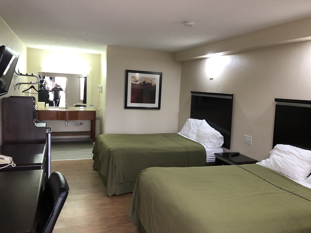 Crossroads Inn Indiana - photo 5