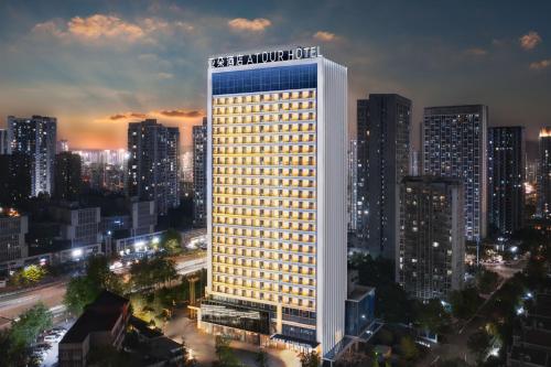 Atour Hotel Chongqing North Station Renhe — 4-Star Luxury Hotel in Chongqing, People's Republic of China