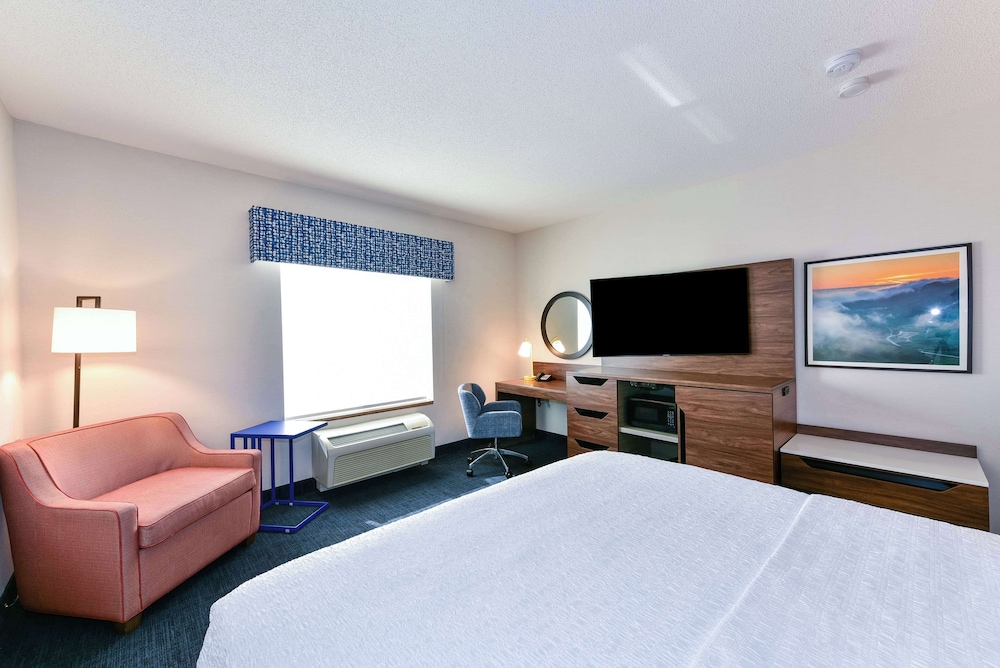 Hampton Inn & Suites Pittsburg CA - photo 26