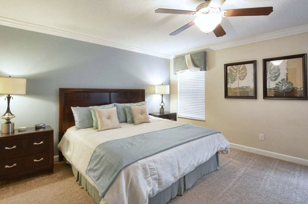 Luxurious 6BD Pool Home With Best Resort Amenities Two Master Suites and Big Pool Area #6pp917 - photo 12