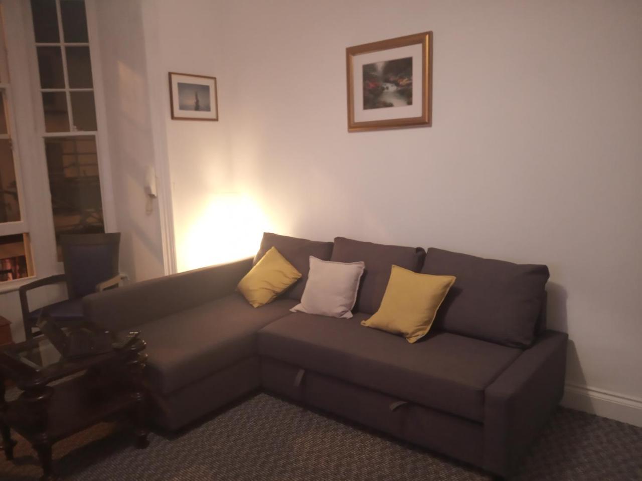 Apartment 2 Aberystwyth Town Centre — 4-Star Luxury Hotel in Aberystwyth, United Kingdom