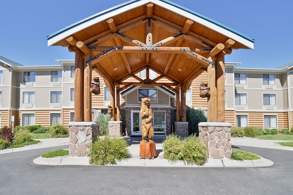 ClubHouse Inn West Yellowstone - photo 32