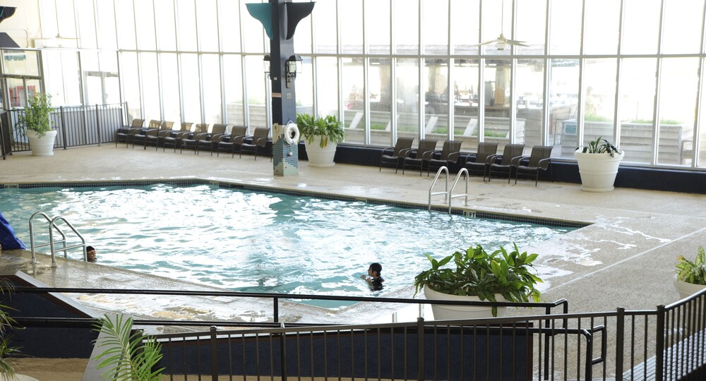 Emerald Beach Hotel - photo 6