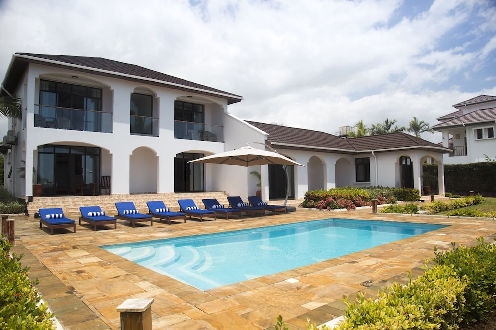 Kena Beach Villas — 4-Star Luxury Hotel in Zanzibar, Tanzania