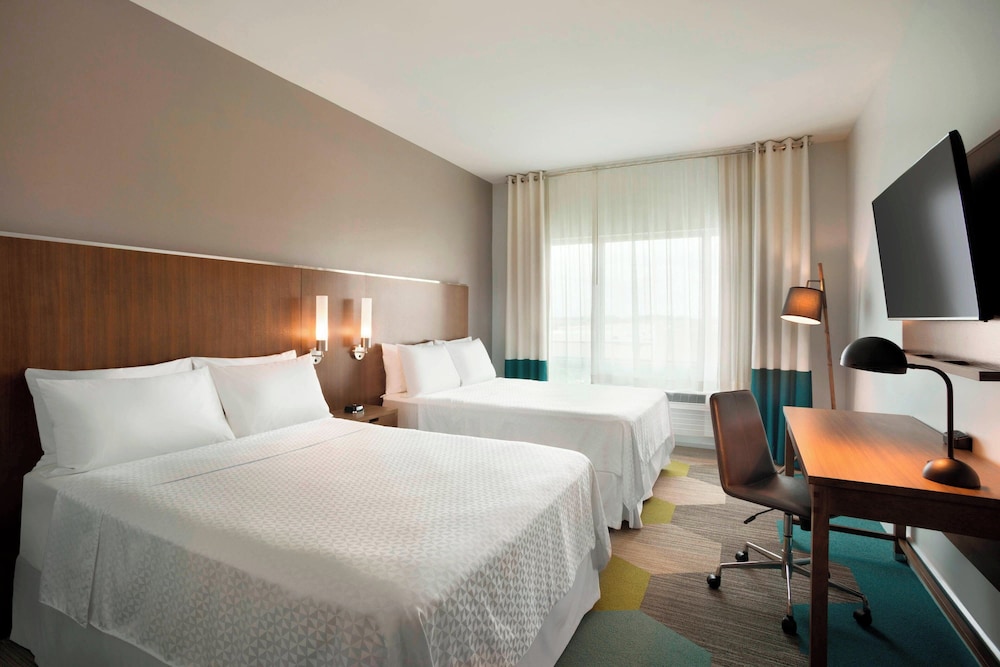 Four Points by Sheraton Miami Airport - photo 6