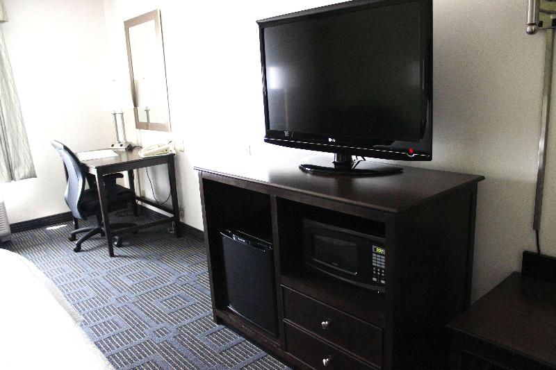 Hampton Inn & Suites Hazard - photo 22
