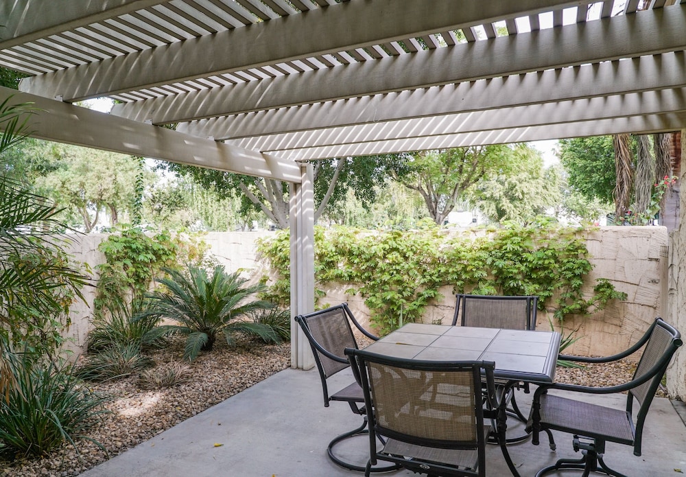 The Villas at Emerald Desert RV Resort - photo 26