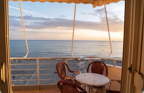 BluApartments Durrës Sea View — 4-Star Luxury Hotel in Golem, Albania