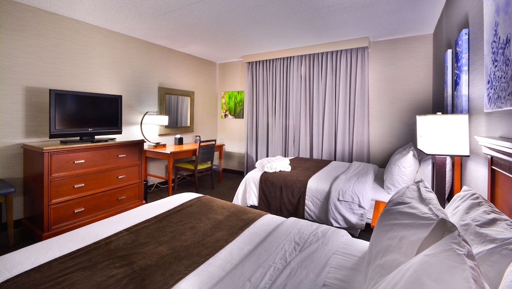 Embassy Suites by Hilton Denver Central Park - photo 12