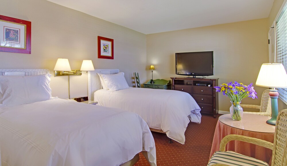 Svendsgaard’s Inn — Carmel — photo 4
