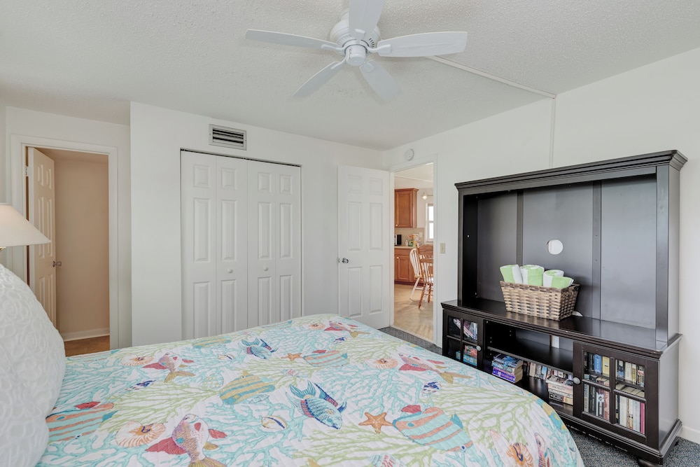Anna Maria Island Beach Happy direct Beach Front 1br 1br - photo 9