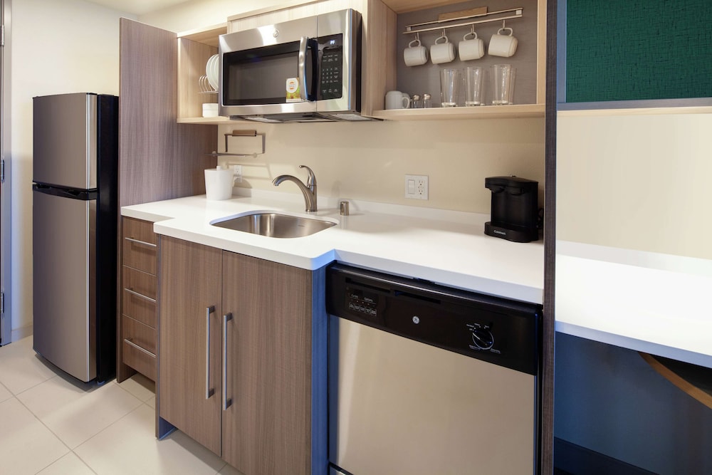 Home2 Suites by Hilton Alameda Oakland Airport - photo 16