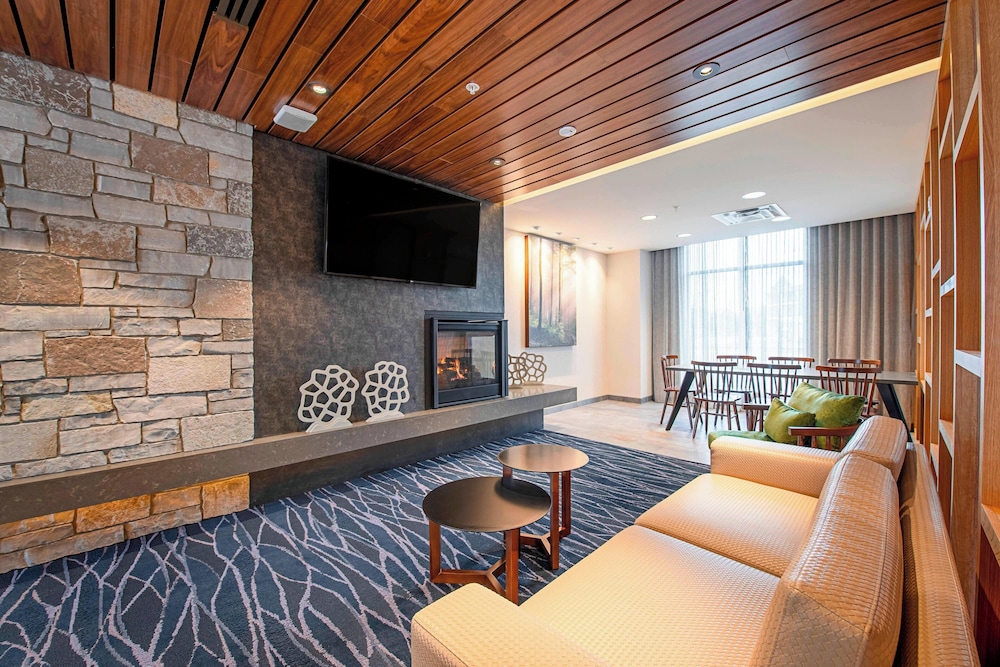 Fairfield Inn & Suites by Marriott Duluth Waterfront in Duluth, United States