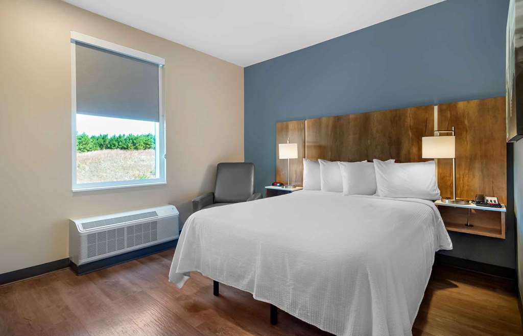Extended Stay America Premier Suites Atlanta Newnan - photo 12