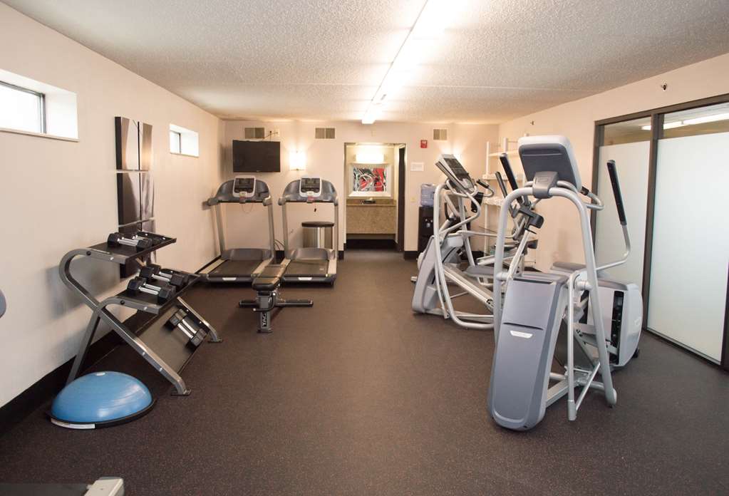 Radisson Hotel Detroit Farmington Hills - photo 21