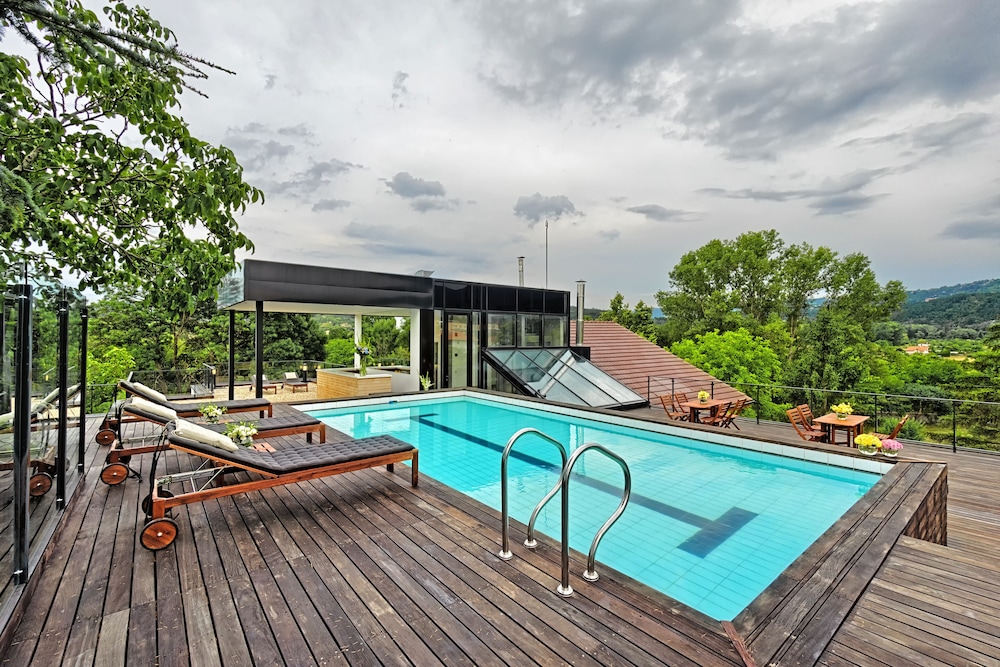 Cherry Orchard Residence — 4-Star Luxury Hotel in Sofia, Bulgaria