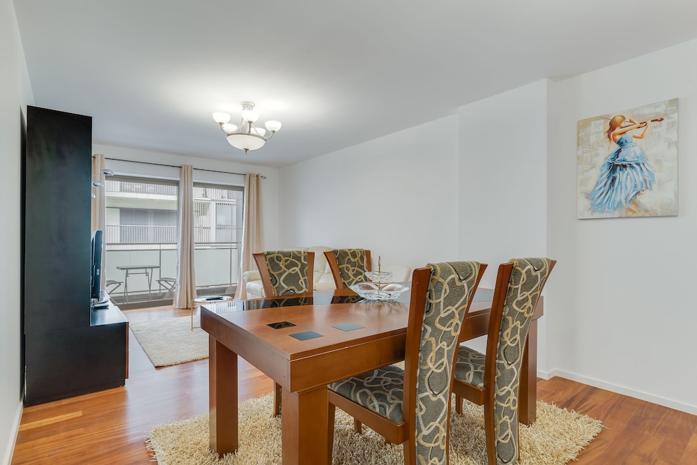 Ramos Apartment by Holiday Rental Madeira — 4-Star Luxury Hotel in Funchal, Portugal