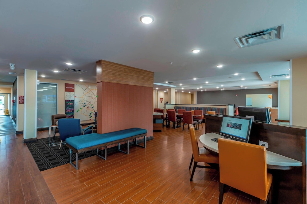 TownePlace Suites by Marriott Lexington Keeneland Airport - photo 2