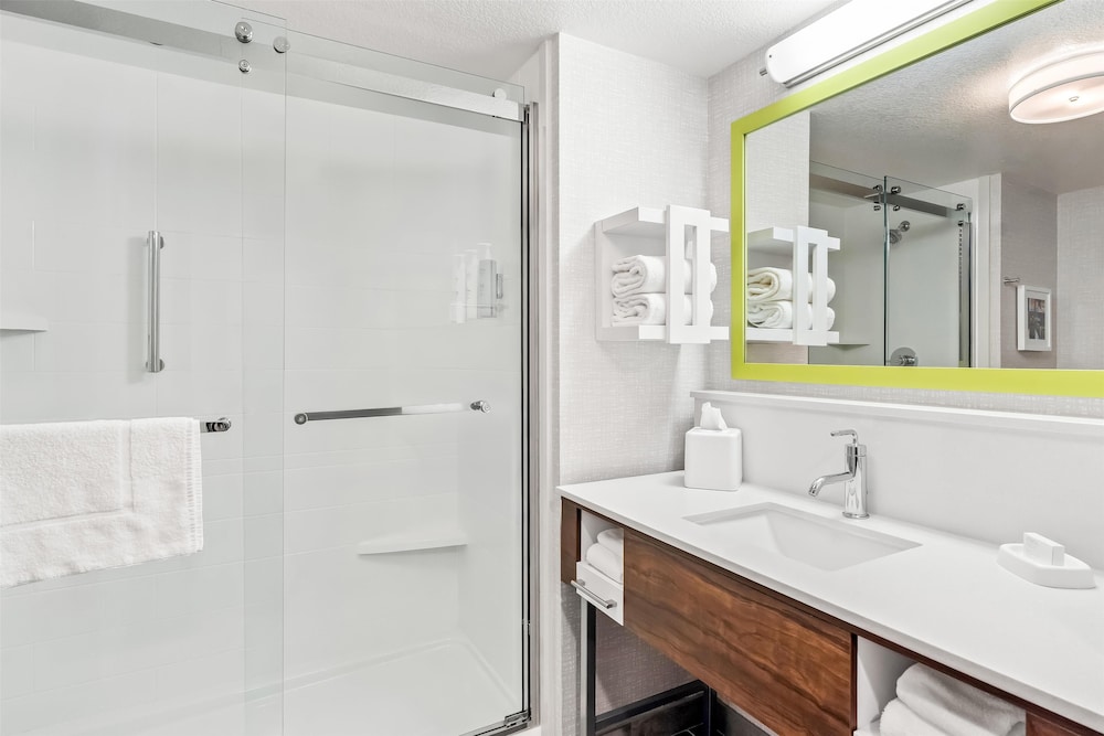 Hampton Inn & Suites Lathrop - photo 41