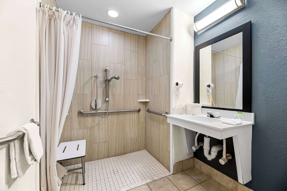 Suburban Studios Orlando Ocoee Winter Garden - photo 20