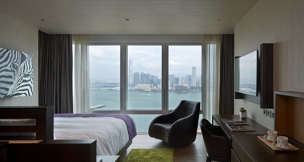 Crafa Harbour Hotel — 4-Star Luxury Hotel in Hong Kong, Hong Kong