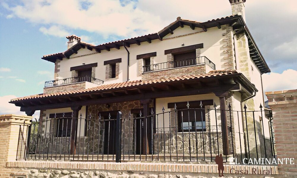 Casas Rurales El Caminante — hotel in Aldeanueva Del Camino