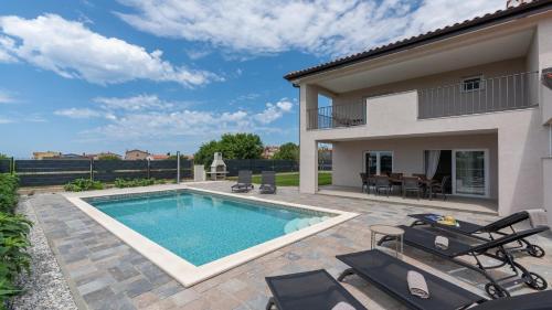 Casa Adua — 4-Star Luxury Hotel in Novigrad, Croatia