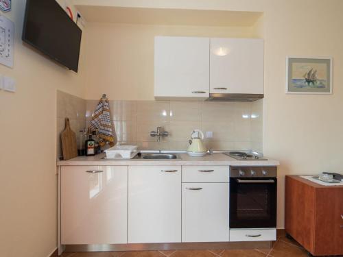 Pulastar Studio Apartment with Terrace