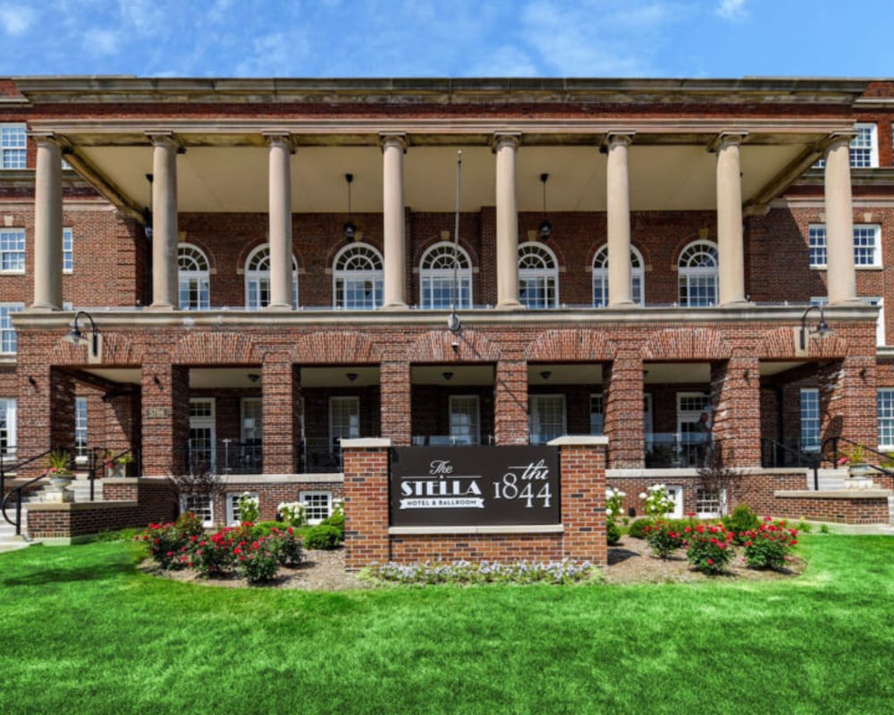 The Stella Hotel & Ballroom - photo 30